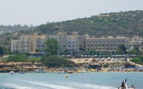 Astreas Beach Hotel Apartments Protarász Kültér fotó