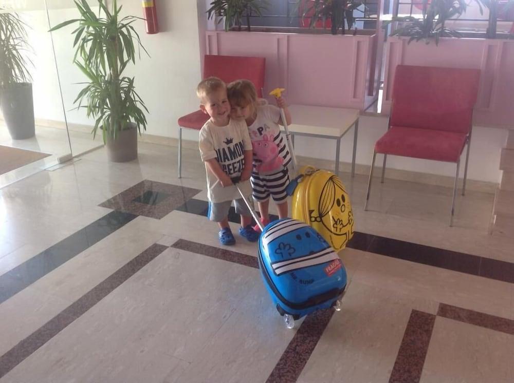 Astreas Beach Hotel Apartments Protarász Kültér fotó